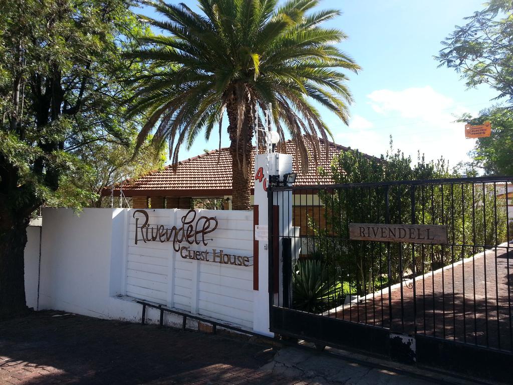 Rivendell Hotel Windhoek Exterior foto